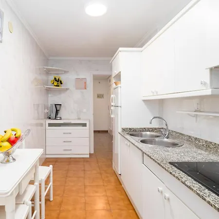 Mar Y Tierra Con Parking Apartamento Noja